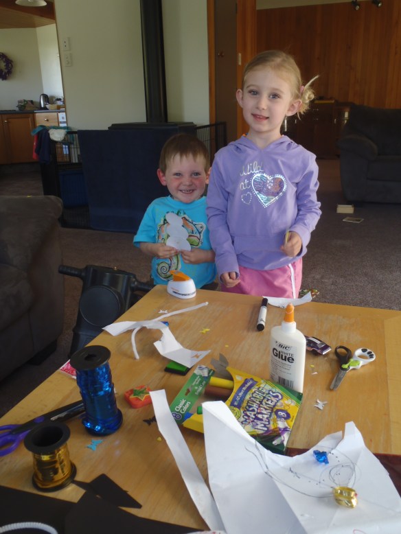 It's a long drive up to Wharariki, so we stopped overnight with our friends the Jordans.  Audrey and Milo had almost as much fun as Molly making Christmas tree ornaments at their place.